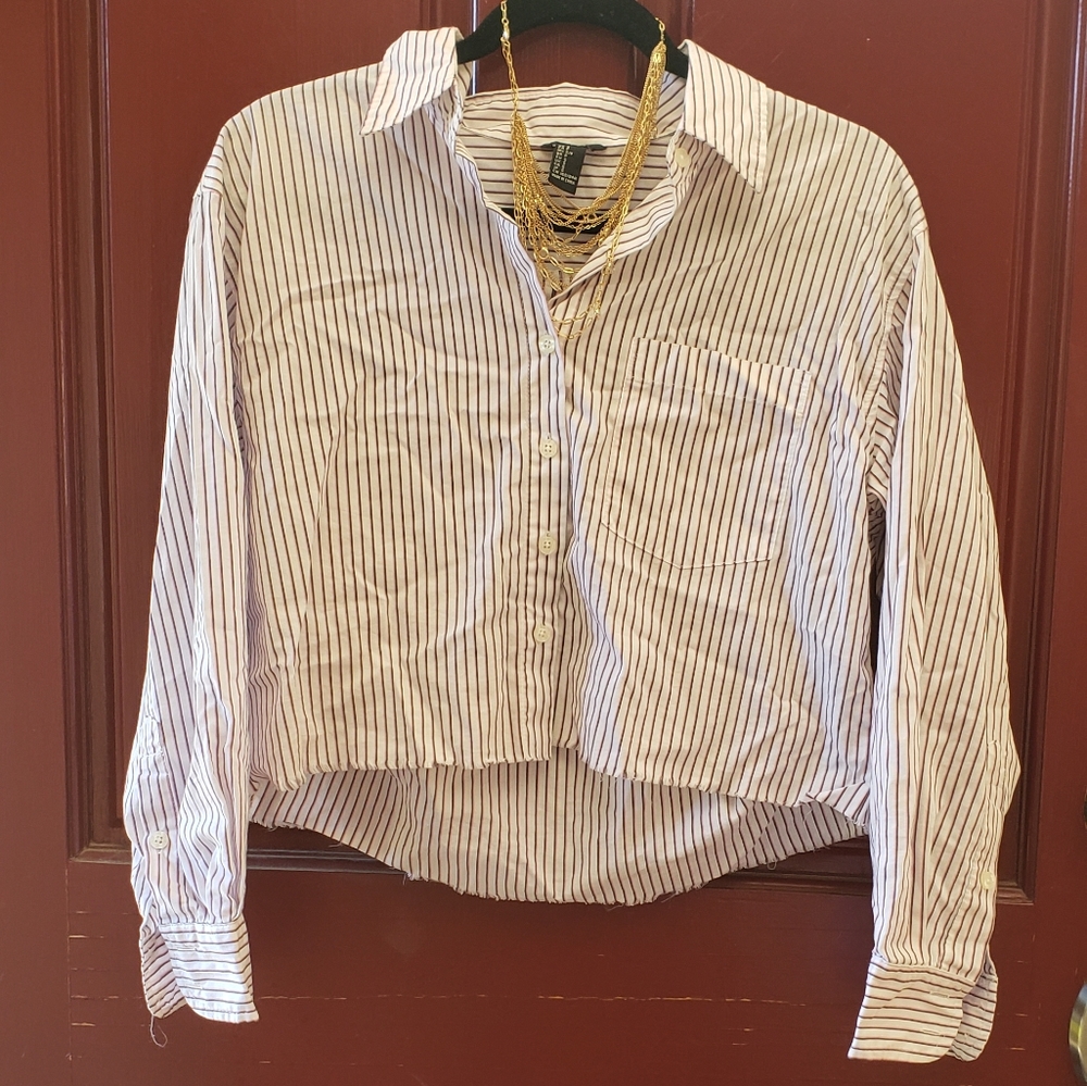 Cropped Button Up - Picture 2 of 2